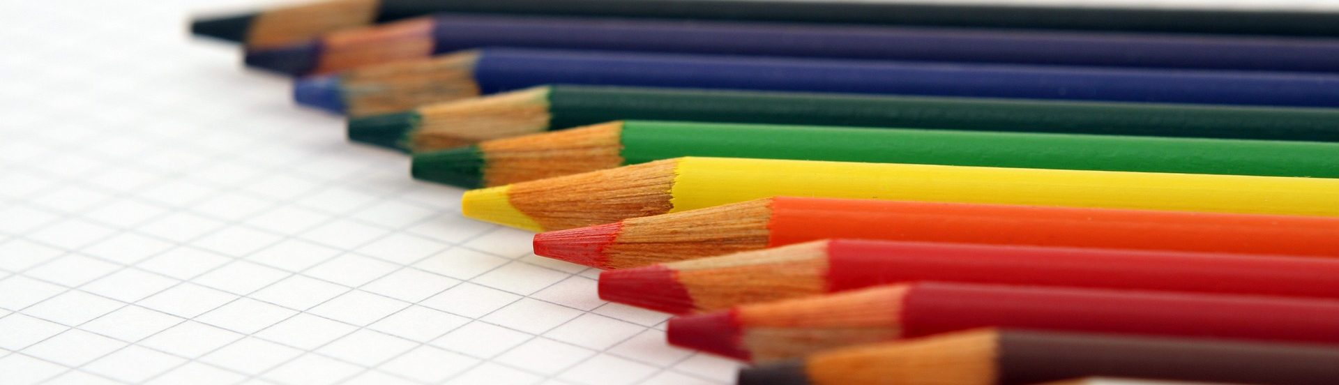 Rainbow of colored pencils